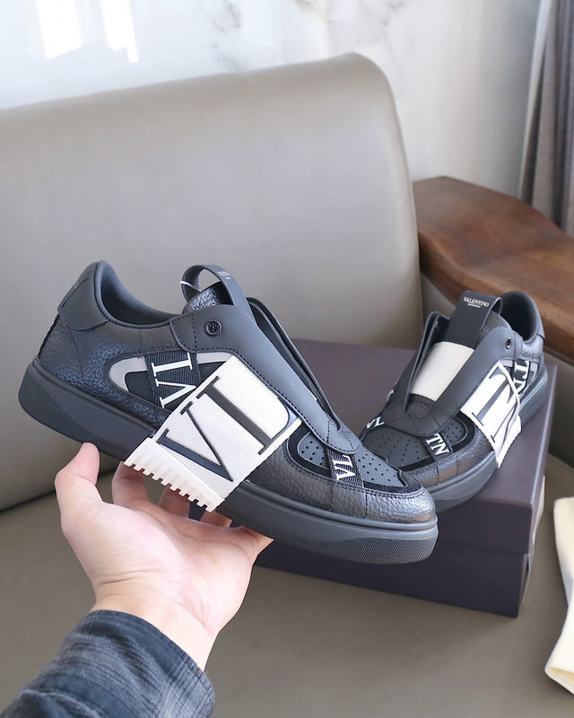 VV - VEL Shoes - 230