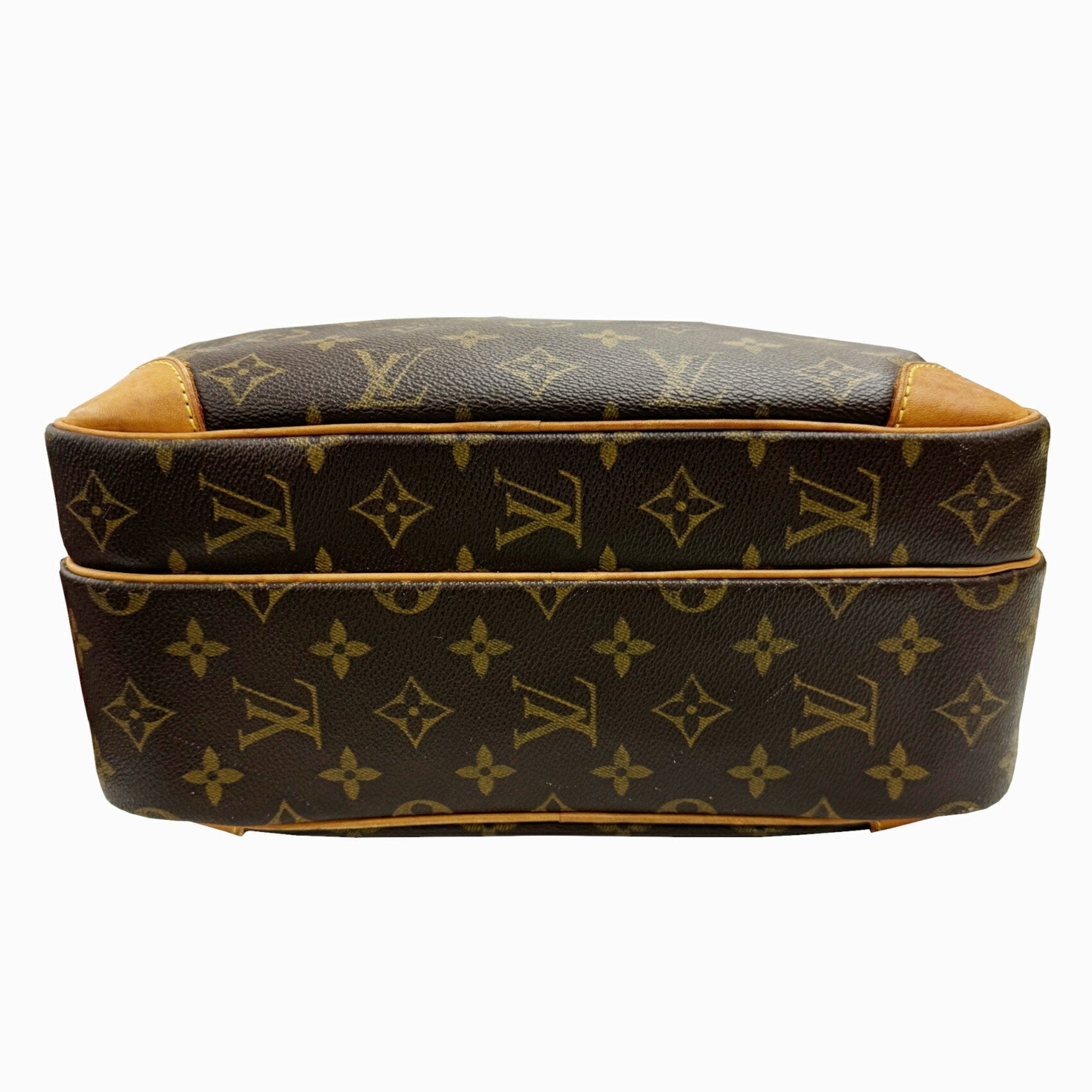 Louis Vuitton Nile Canvas Shoulder Bag ()