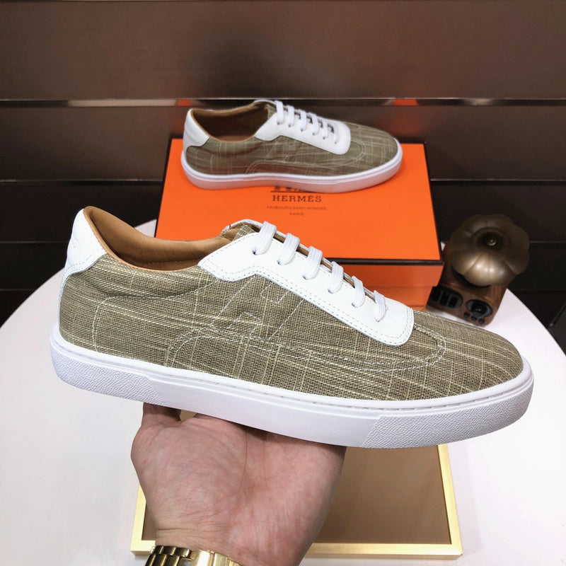 VV - HMS Shoes - 108