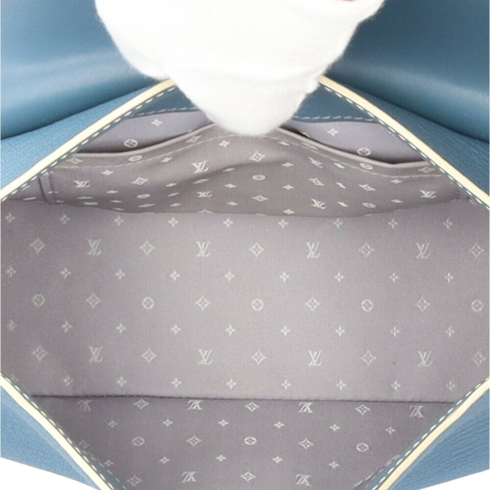 Louis Vuitton Talentueux Leather Shoulder Bag ()