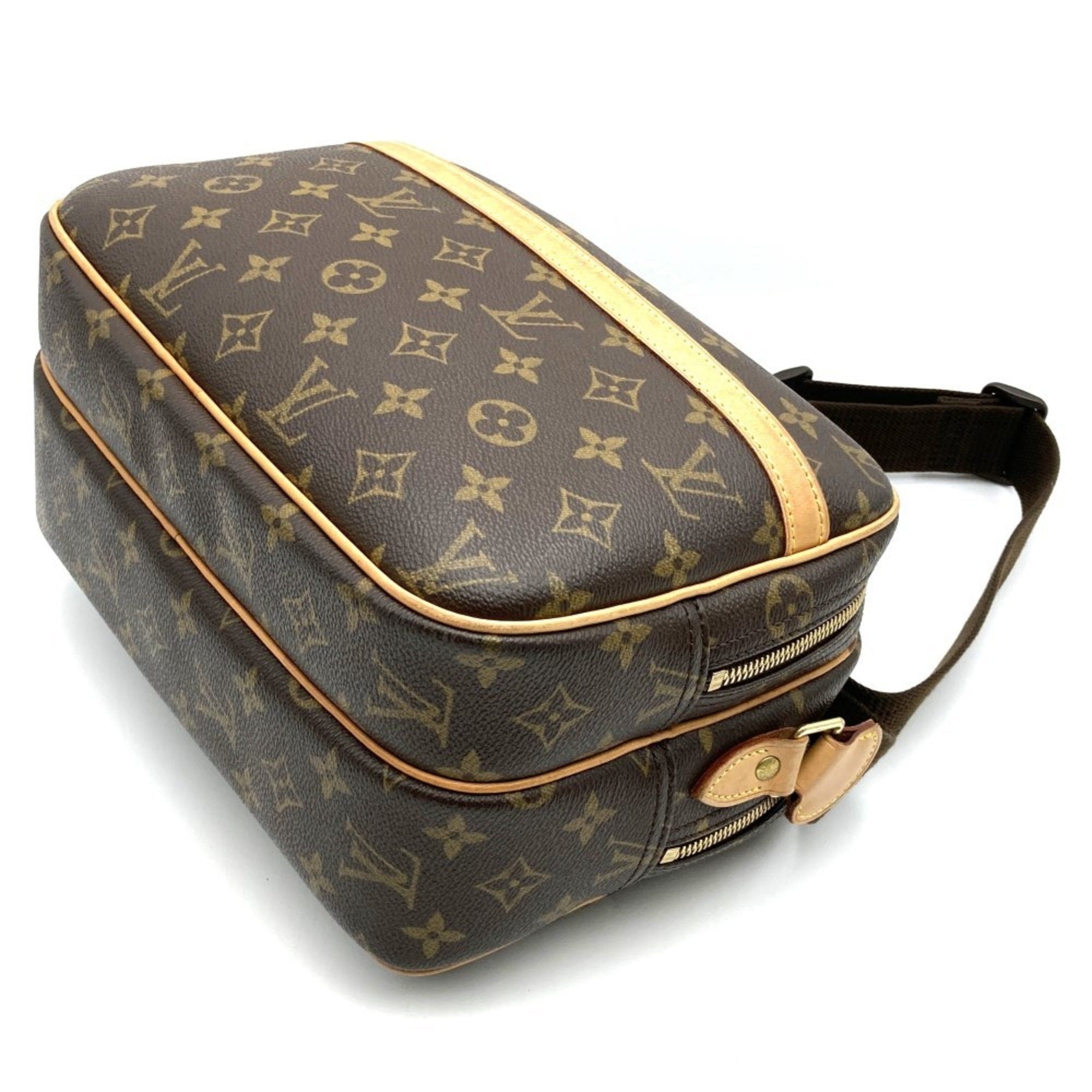 Louis Vuitton Reporter Canvas Shoulder Bag ()