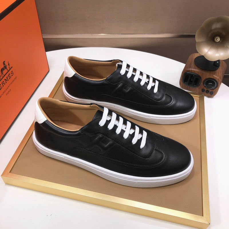 VV - HMS Shoes - 103