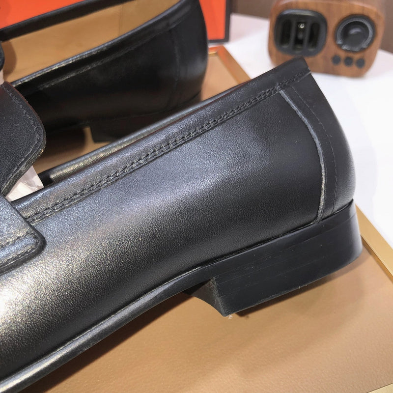 VV - HMS Shoes - 099