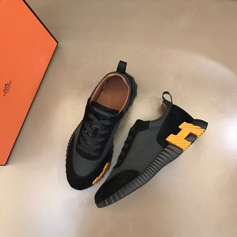 VV - HMS Shoes - 236