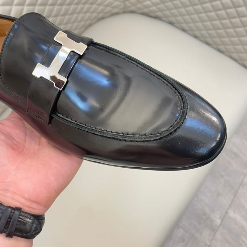 VV - HMS Shoes - 146