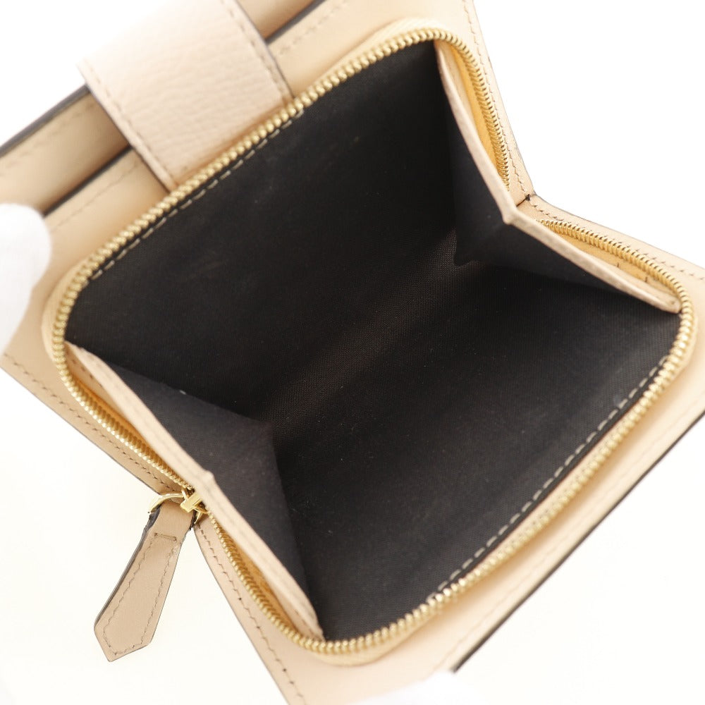 Fendi Lei Selleria Brown Leather Wallet ()