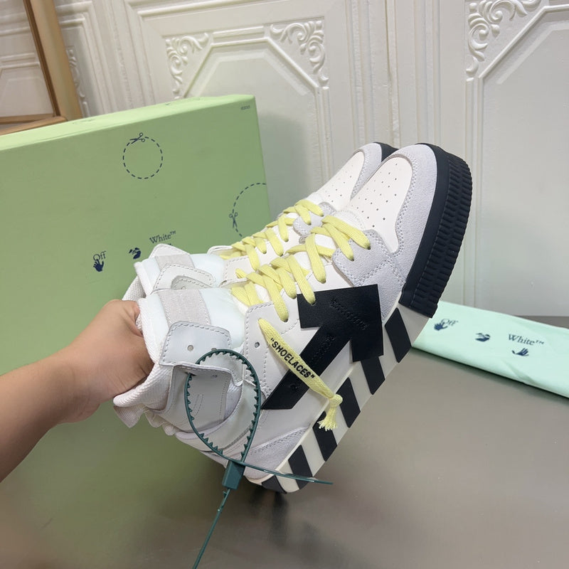 VV - YZ Shoes - 102
