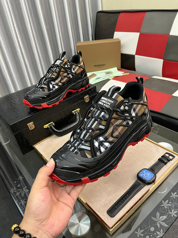VV - BOR Shoes - 001
