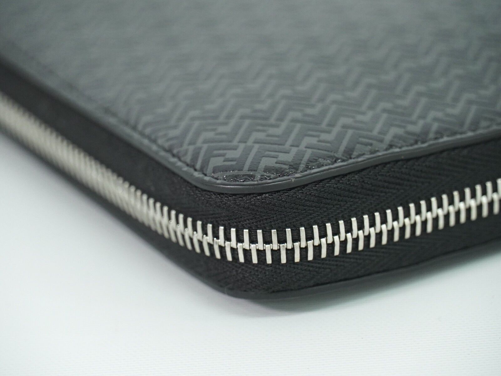 Fendi Black Leather Wallet ()