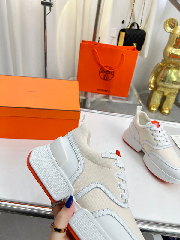 VV - HMS Shoes - 190