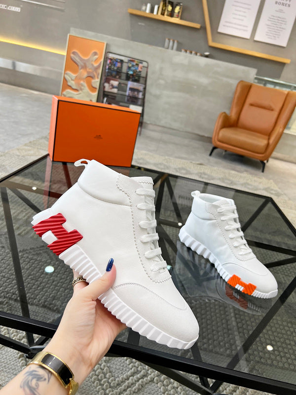 VV - HMS Shoes - 025