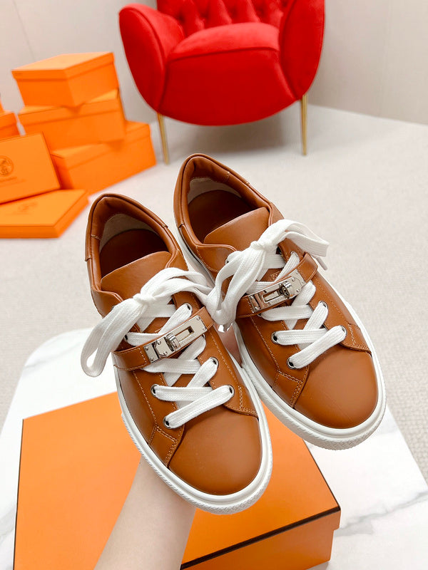 VV - HMS Shoes - 131