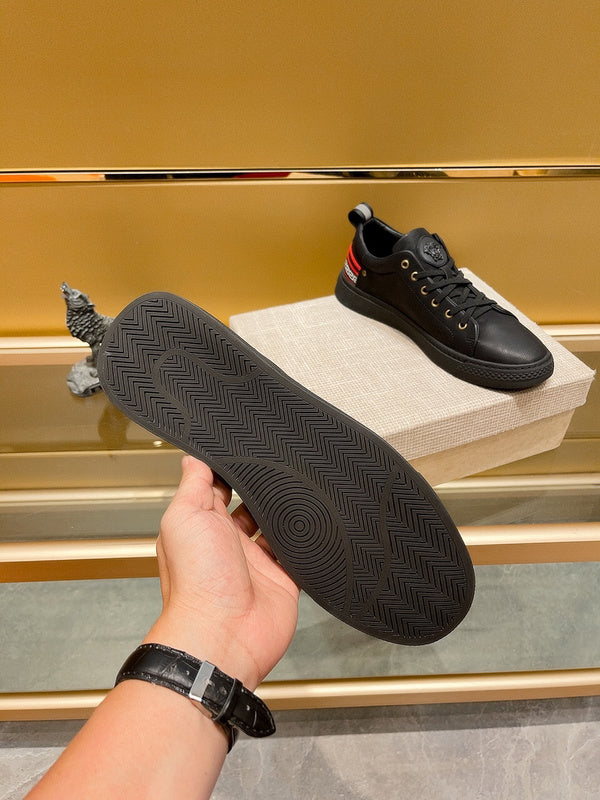 VV - VAR Shoes - 570