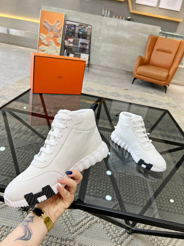 VV - HMS Shoes - 035