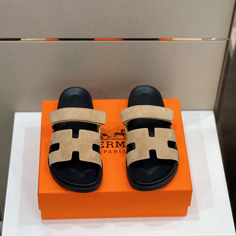 VV - HMS Shoes - 205