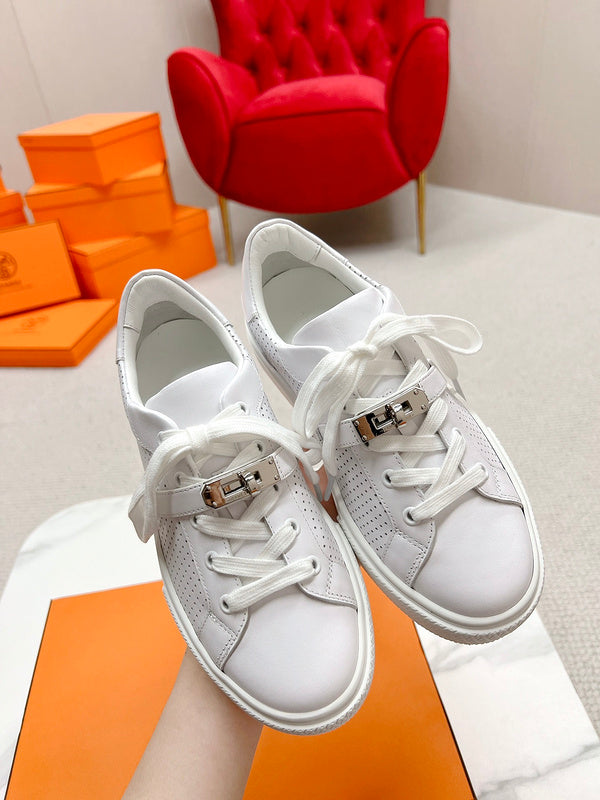 VV - HMS Shoes - 132