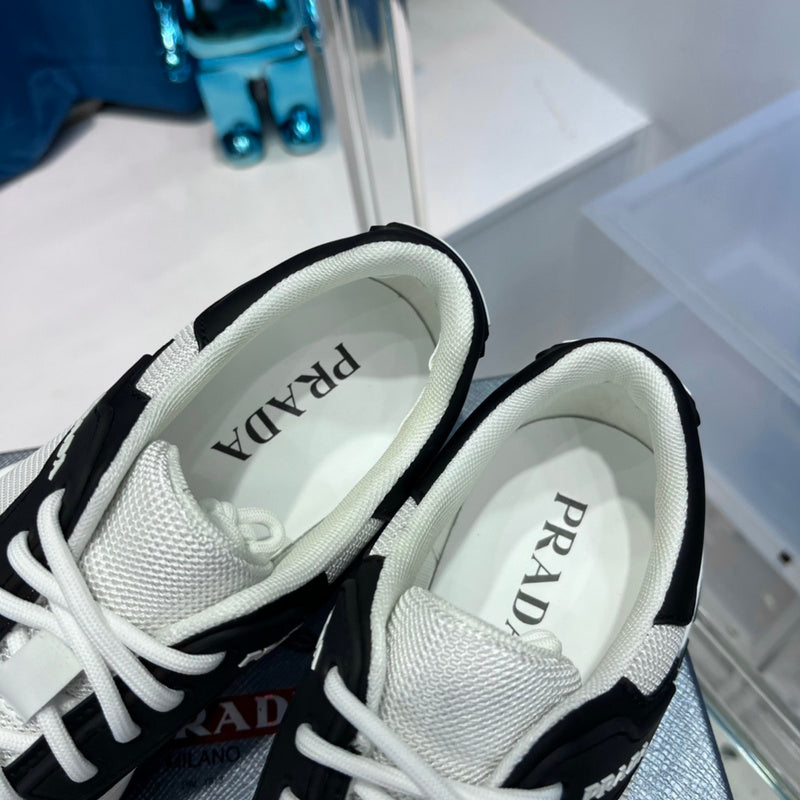 VV - PD Shoes - 690