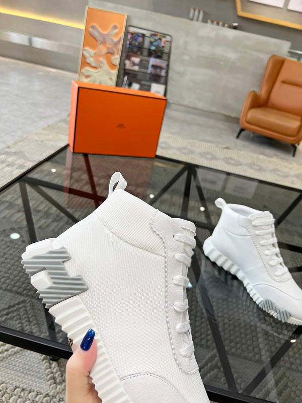VV - HMS Shoes - 023