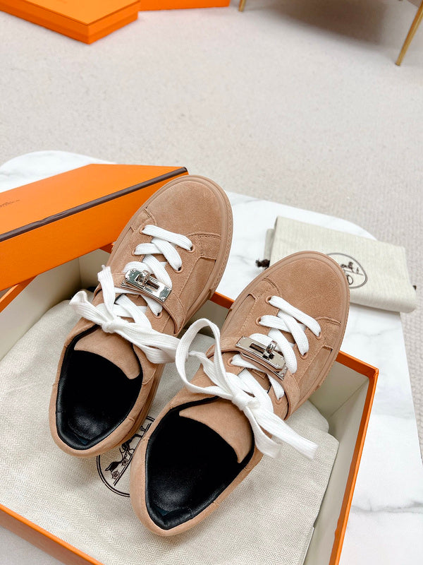 VV - HMS Shoes - 140