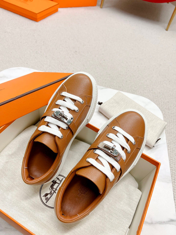 VV - HMS Shoes - 144
