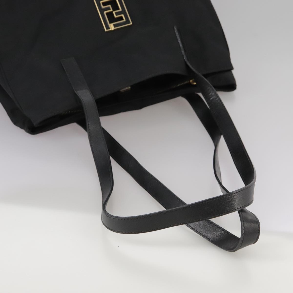 Fendi Black Synthetic Shoulder Bag ()