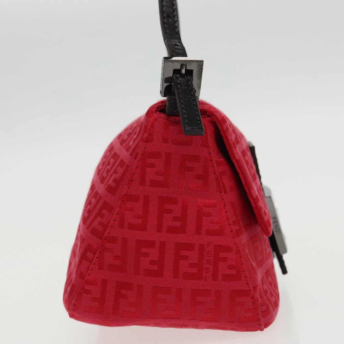 Fendi Zucca Red Canvas Shoulder Bag ()