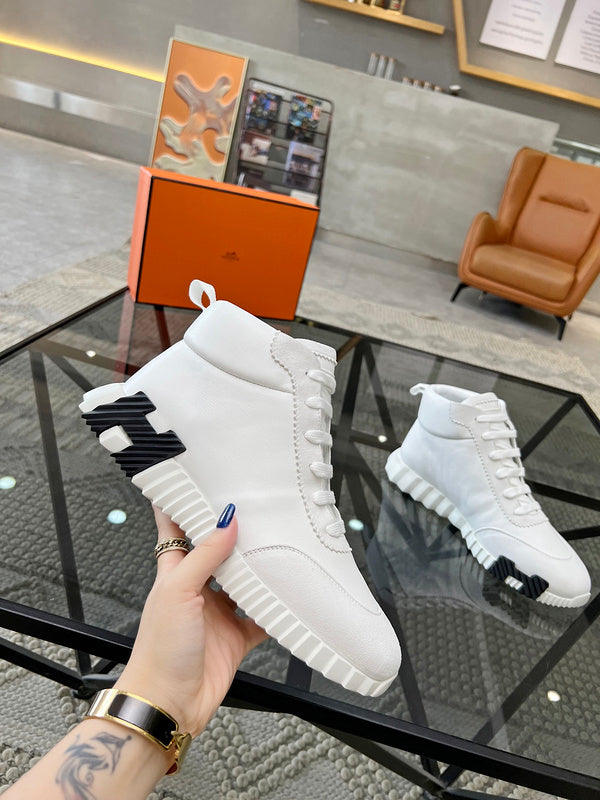 VV - HMS Shoes - 033