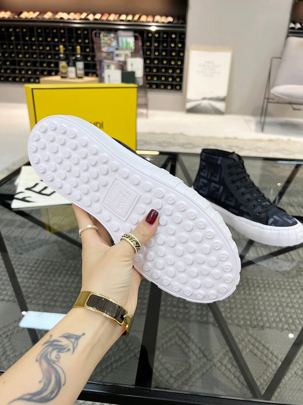 VV - MAME Shoes - 247
