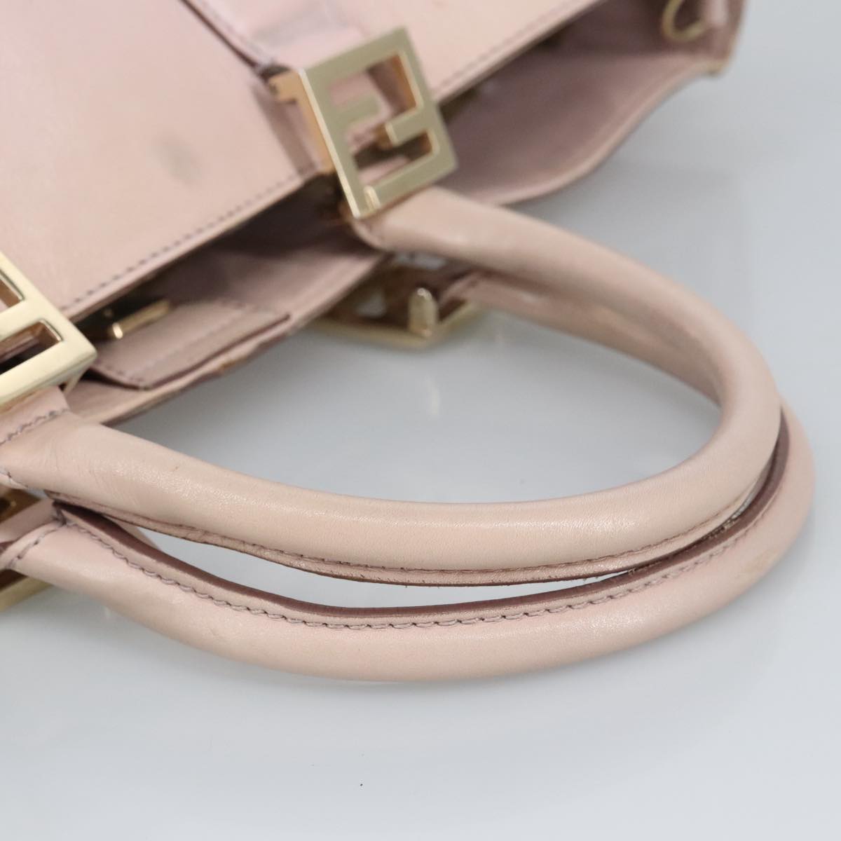 Fendi Pink Leather Handbag ()