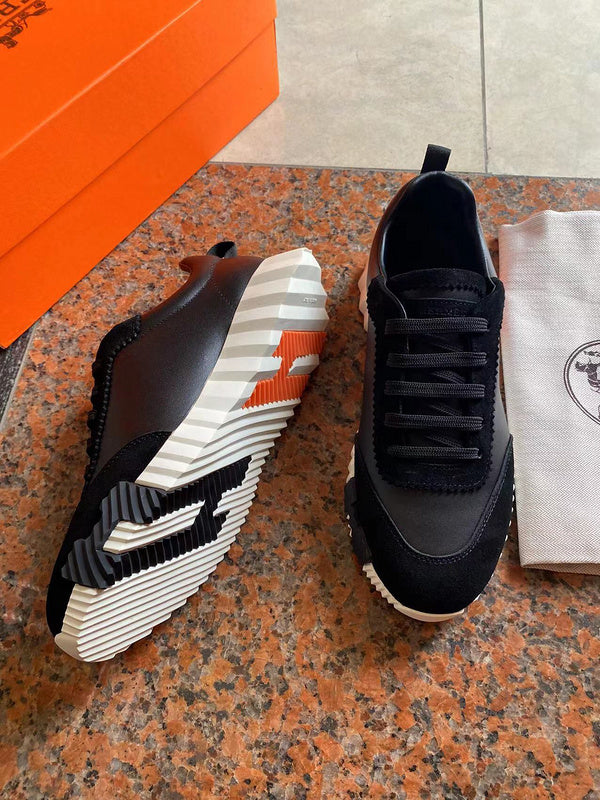 VV - HMS Shoes - 066