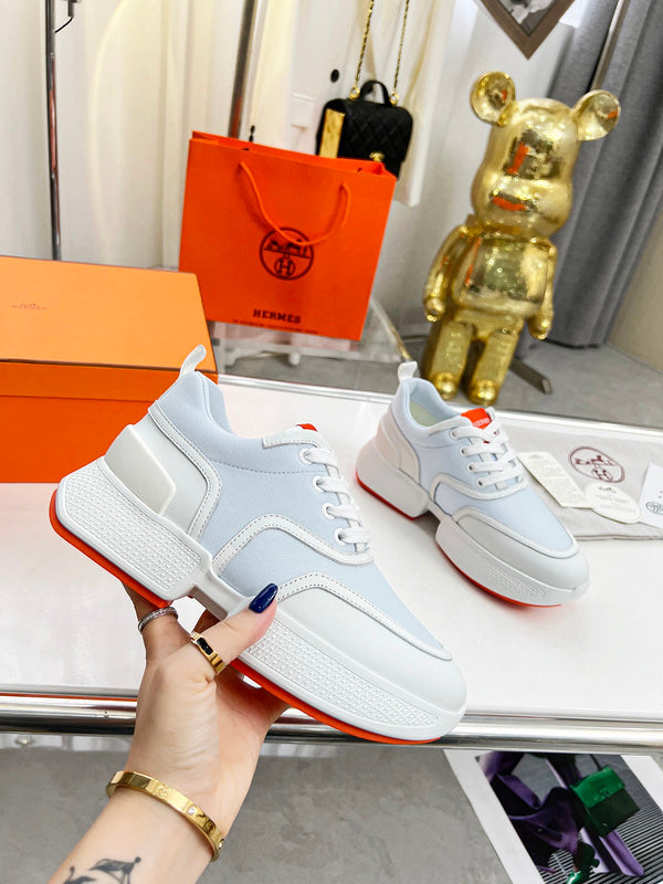 VV - HMS Shoes - 194