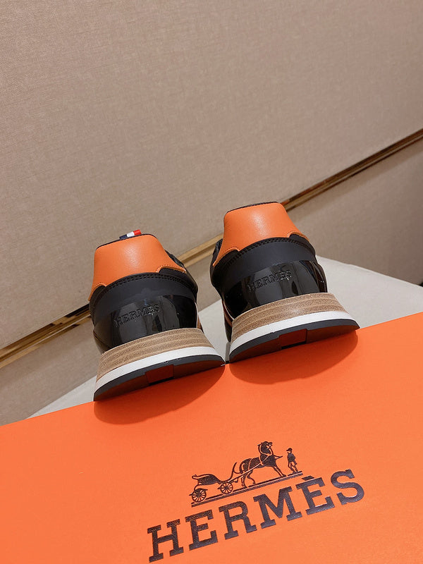 VV - HMS Shoes - 261