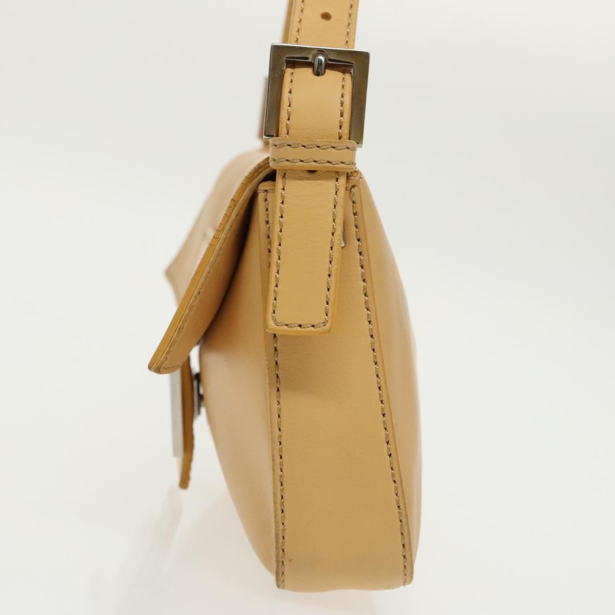 Fendi Baguette Beige Leather Shoulder Bag ()