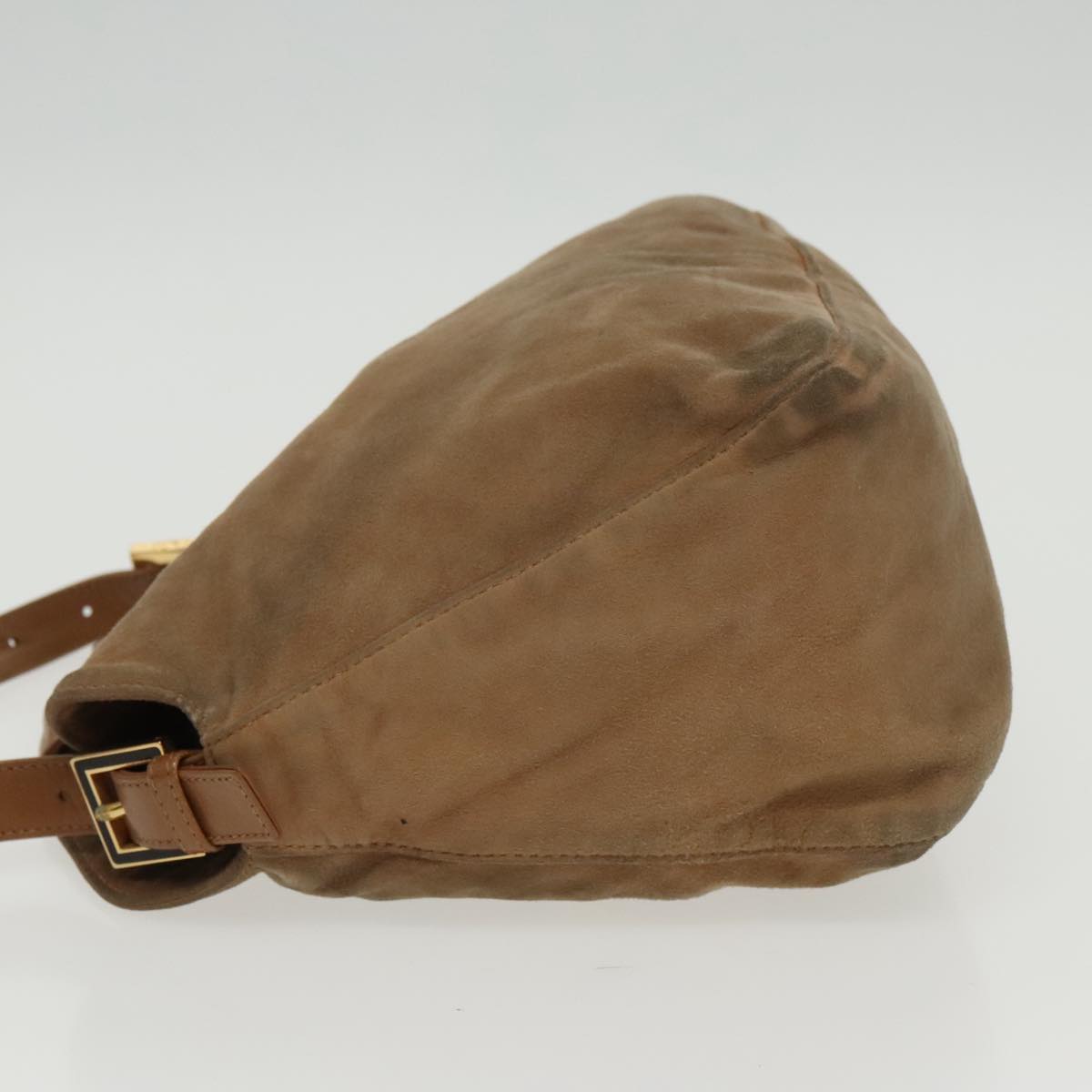 Fendi Mamma Baguette Brown Suede Shoulder Bag ()