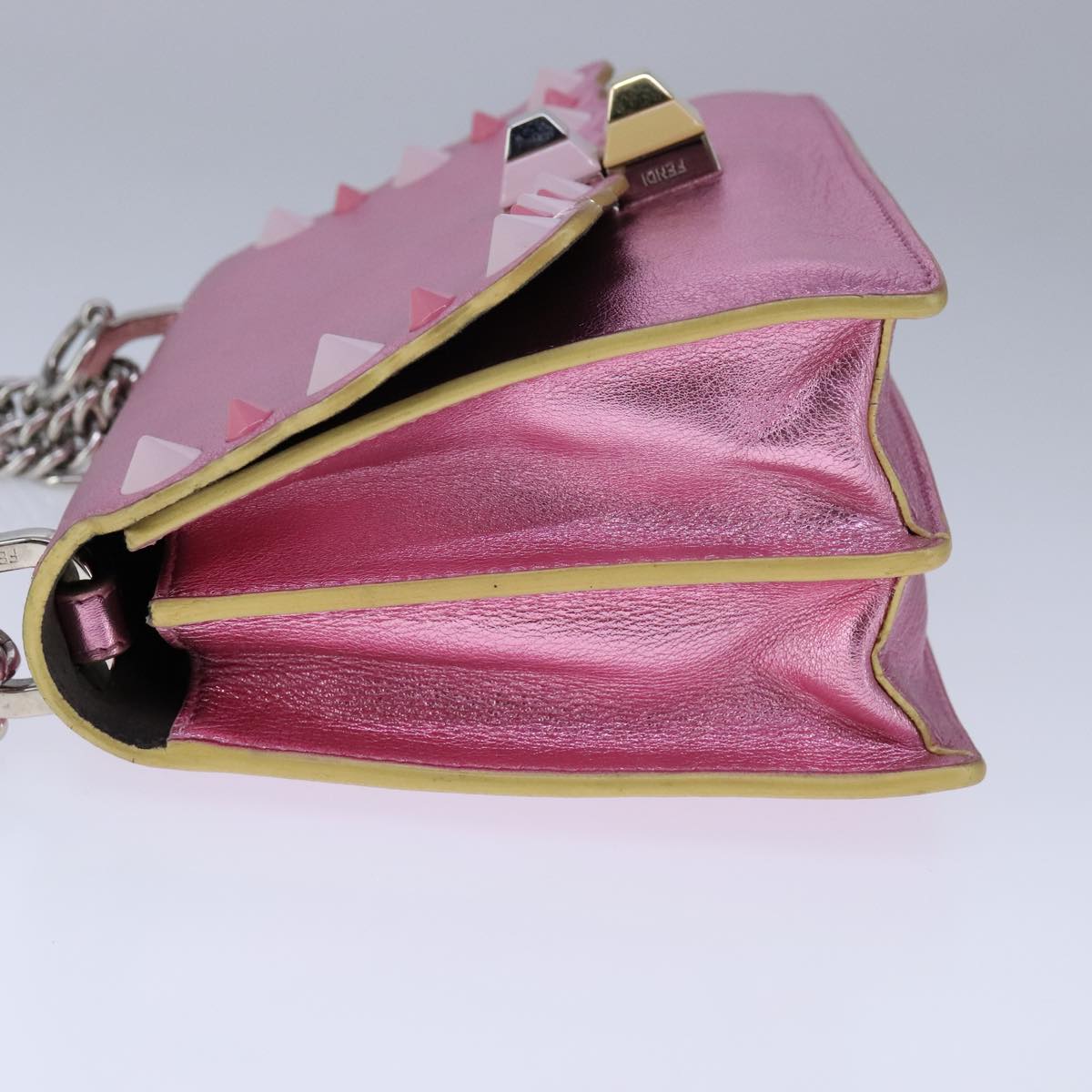 Fendi Kan I Pink Leather Shoulder Bag ()
