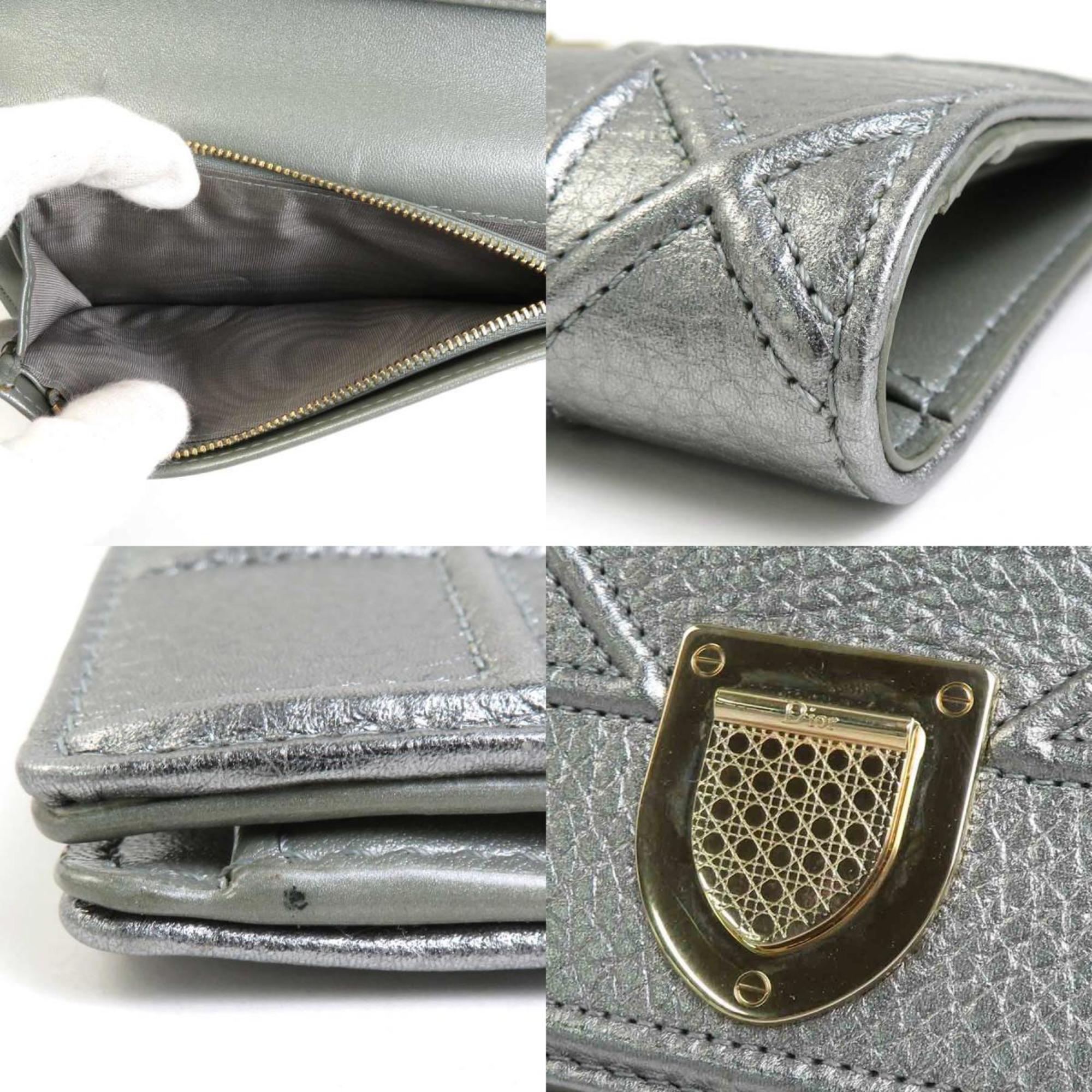Christian Dior Silver Leather Long Wallet (Bi-Fold) ()