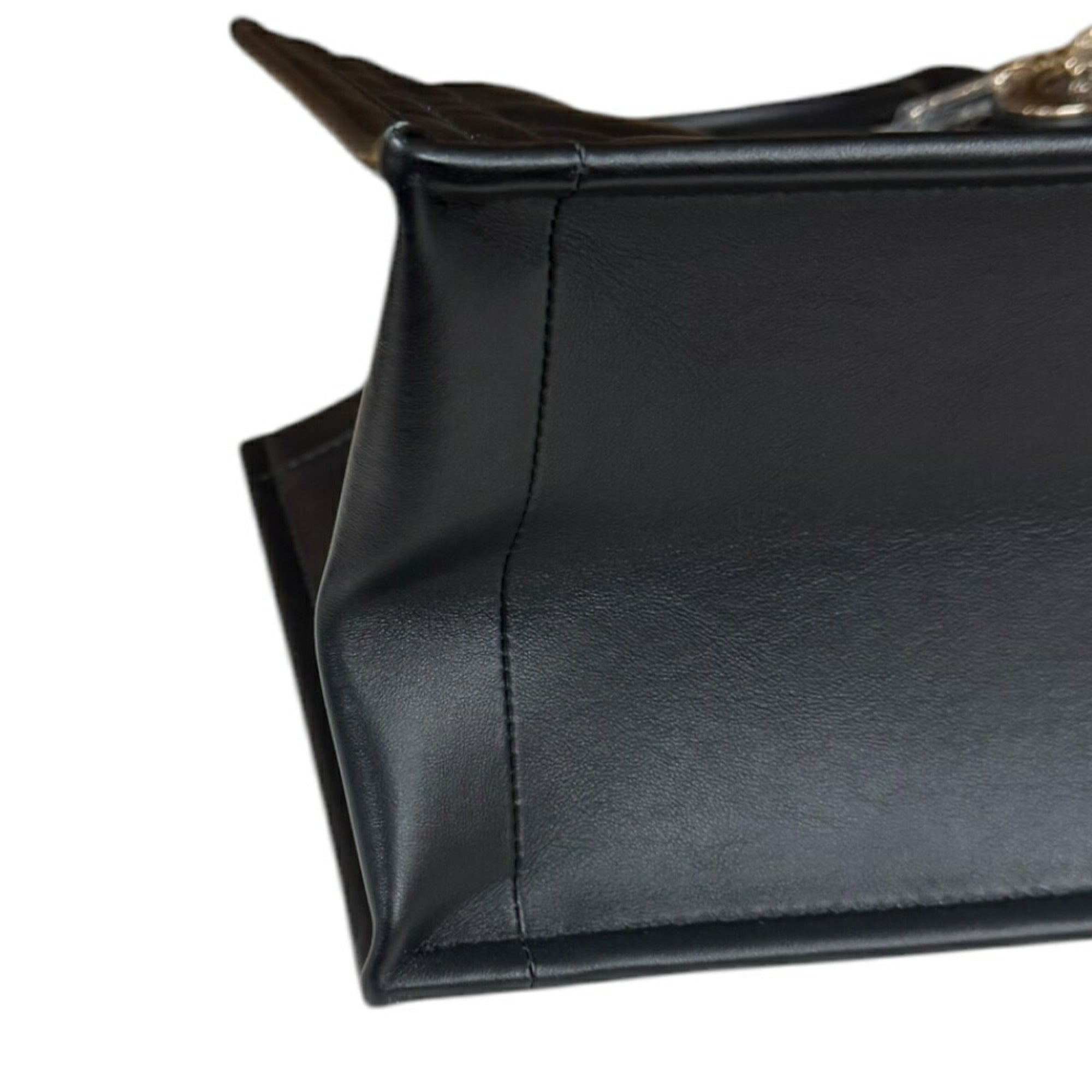 Christian Dior Black Leather Shoulder Bag ()