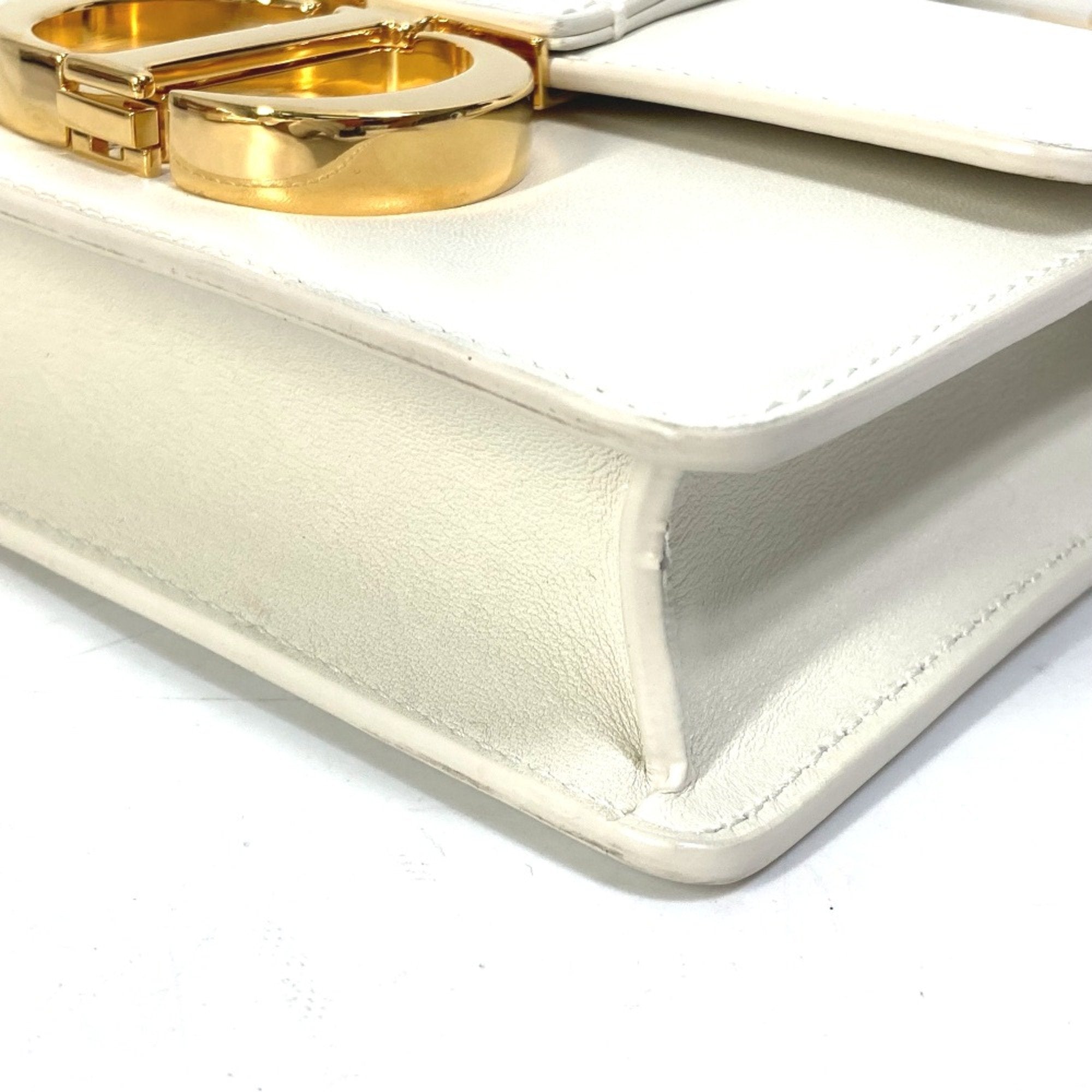 Christian Dior White Leather Shoulder Bag ()