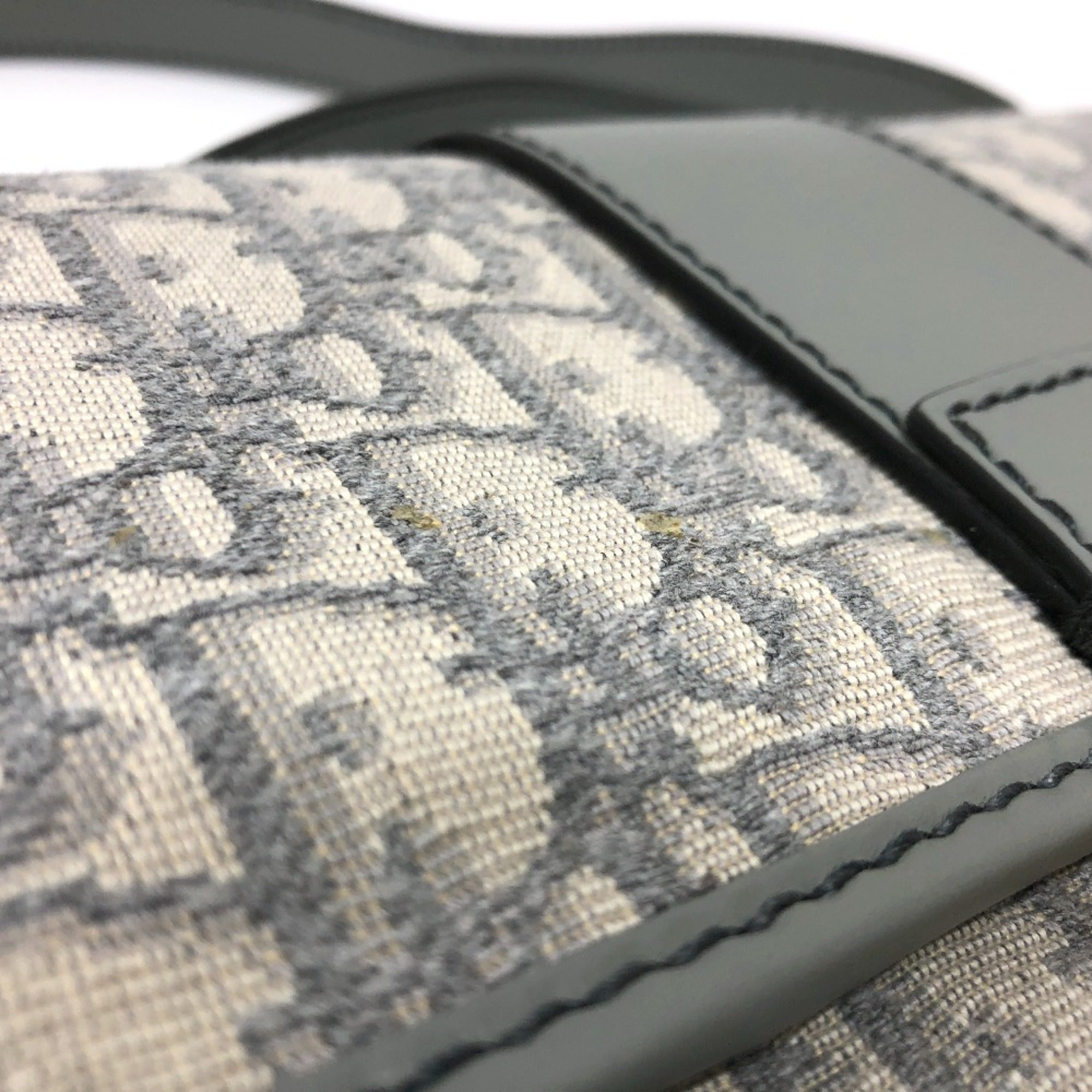 Christian Dior Gray Leather Shoulder Bag ()
