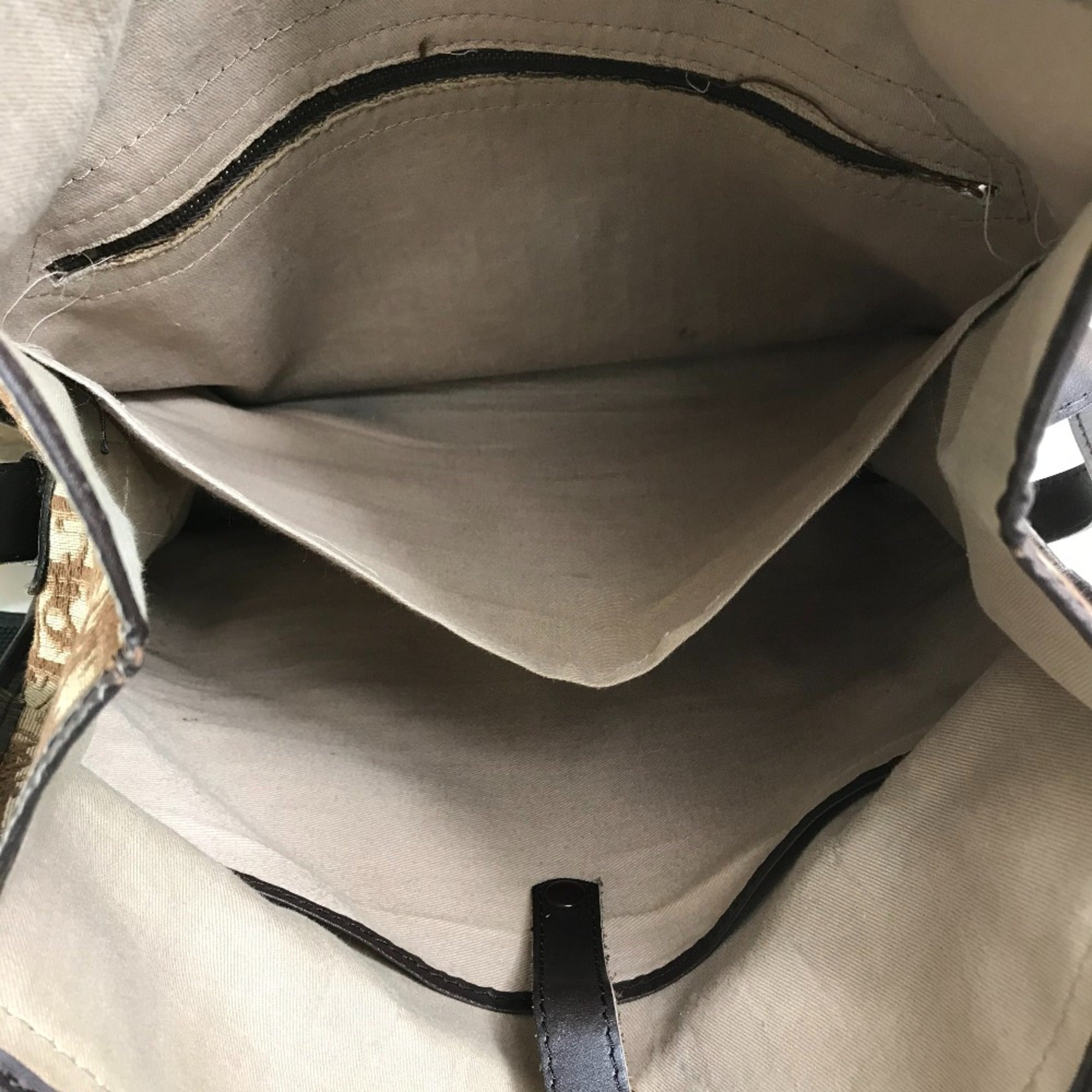 Christian Dior Beige Leather Shoulder Bag ()