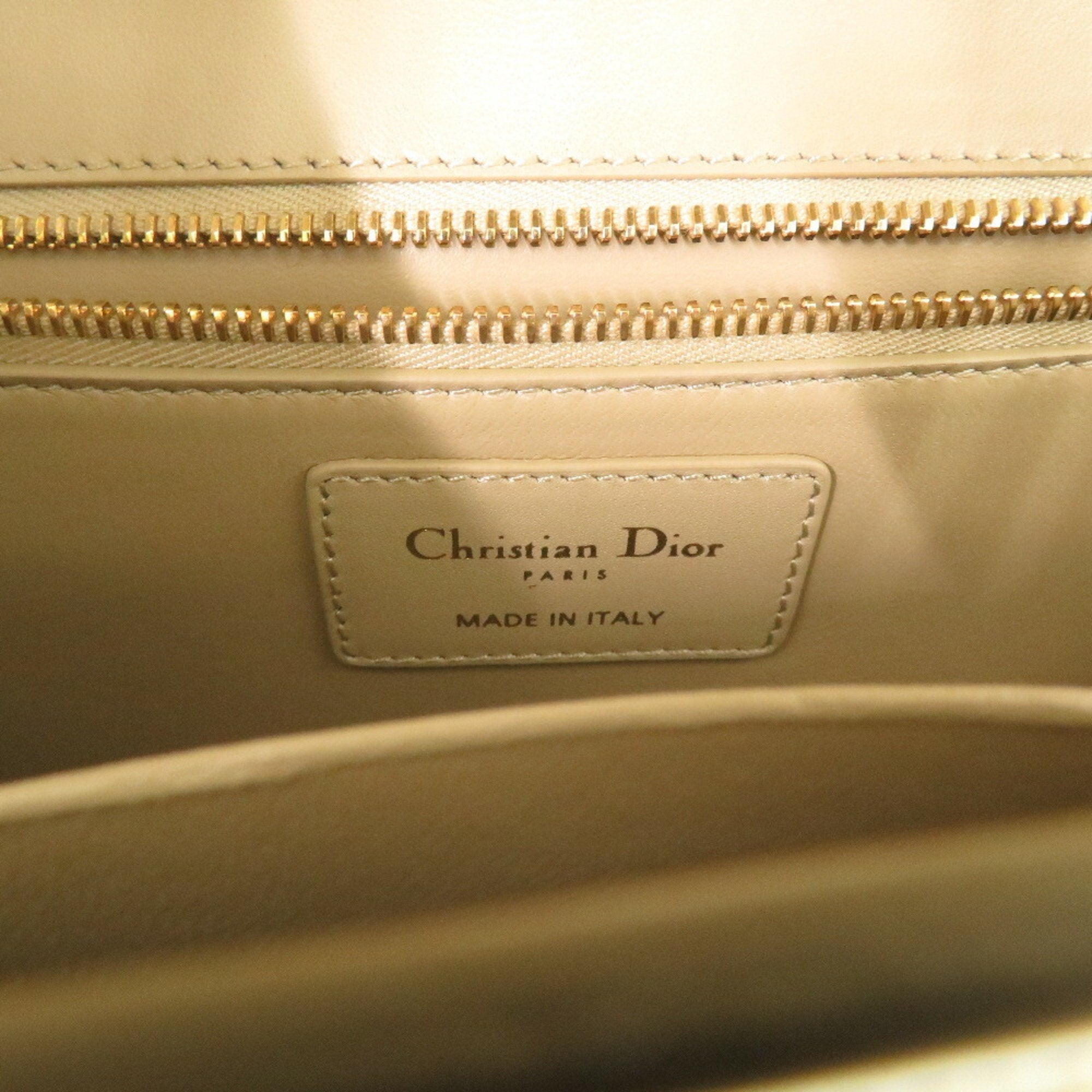 Christian Dior Beige Leather Shoulder Bag ()