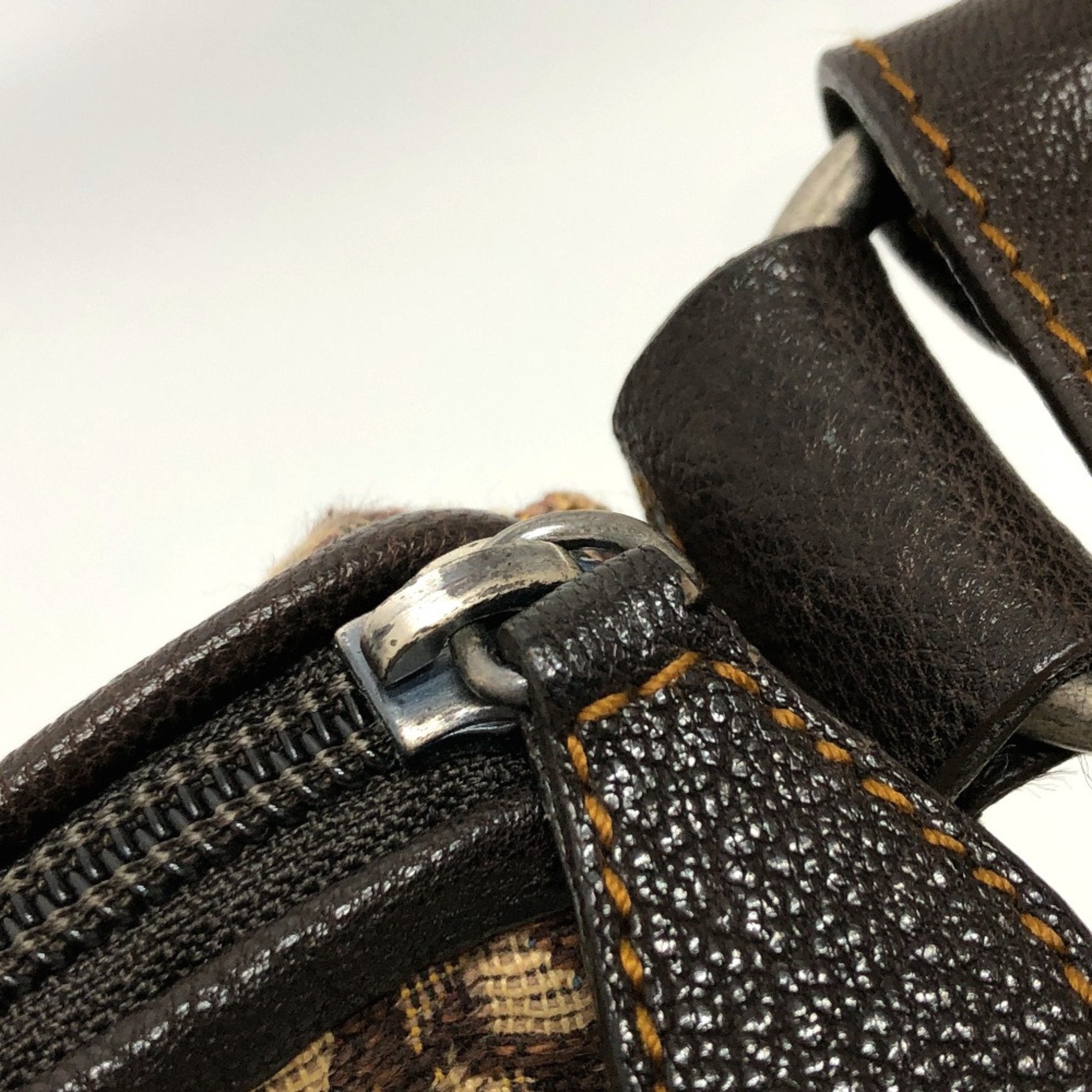 Christian Dior Brown Other Shoulder Bag ()