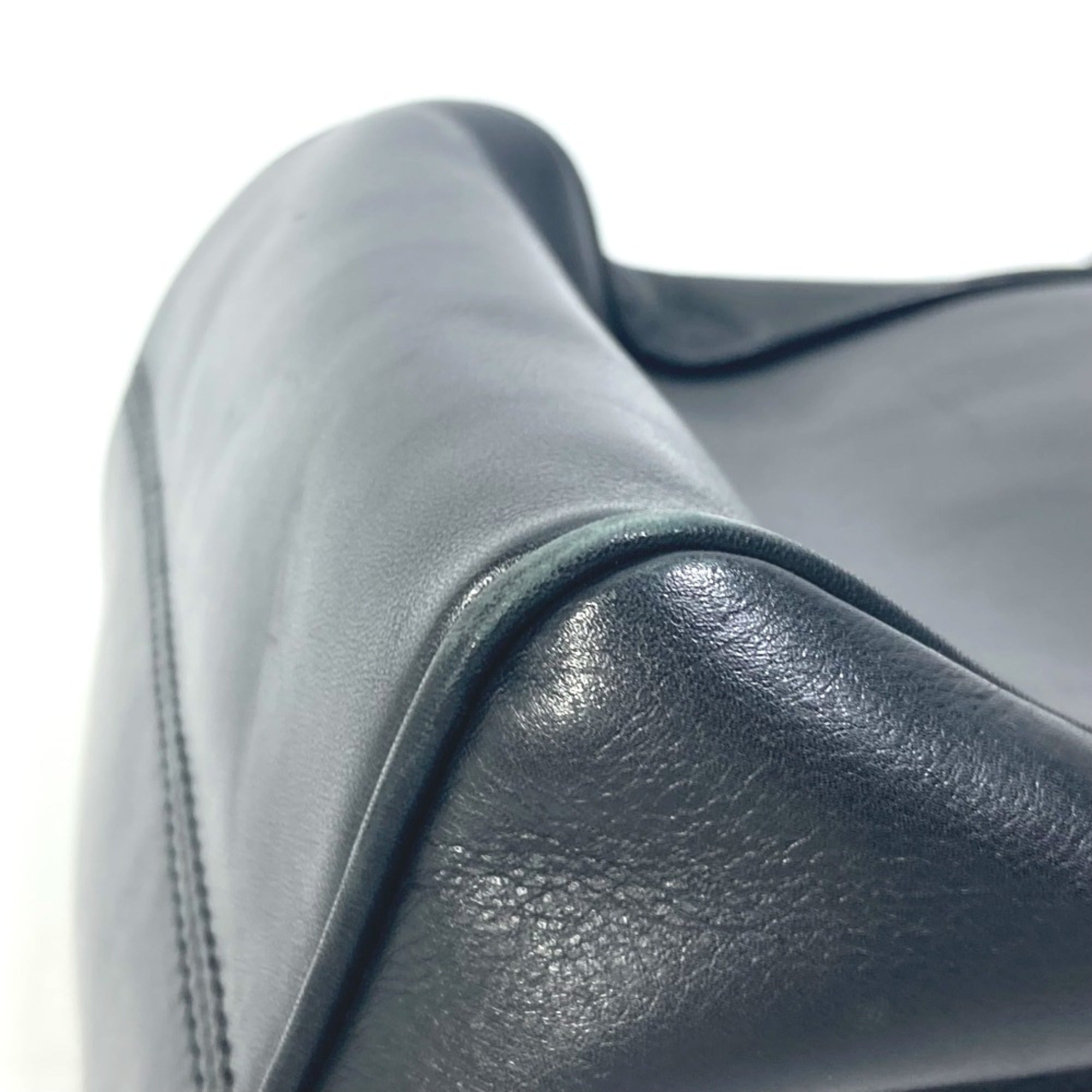 Christian Dior Black Leather Shoulder Bag ()