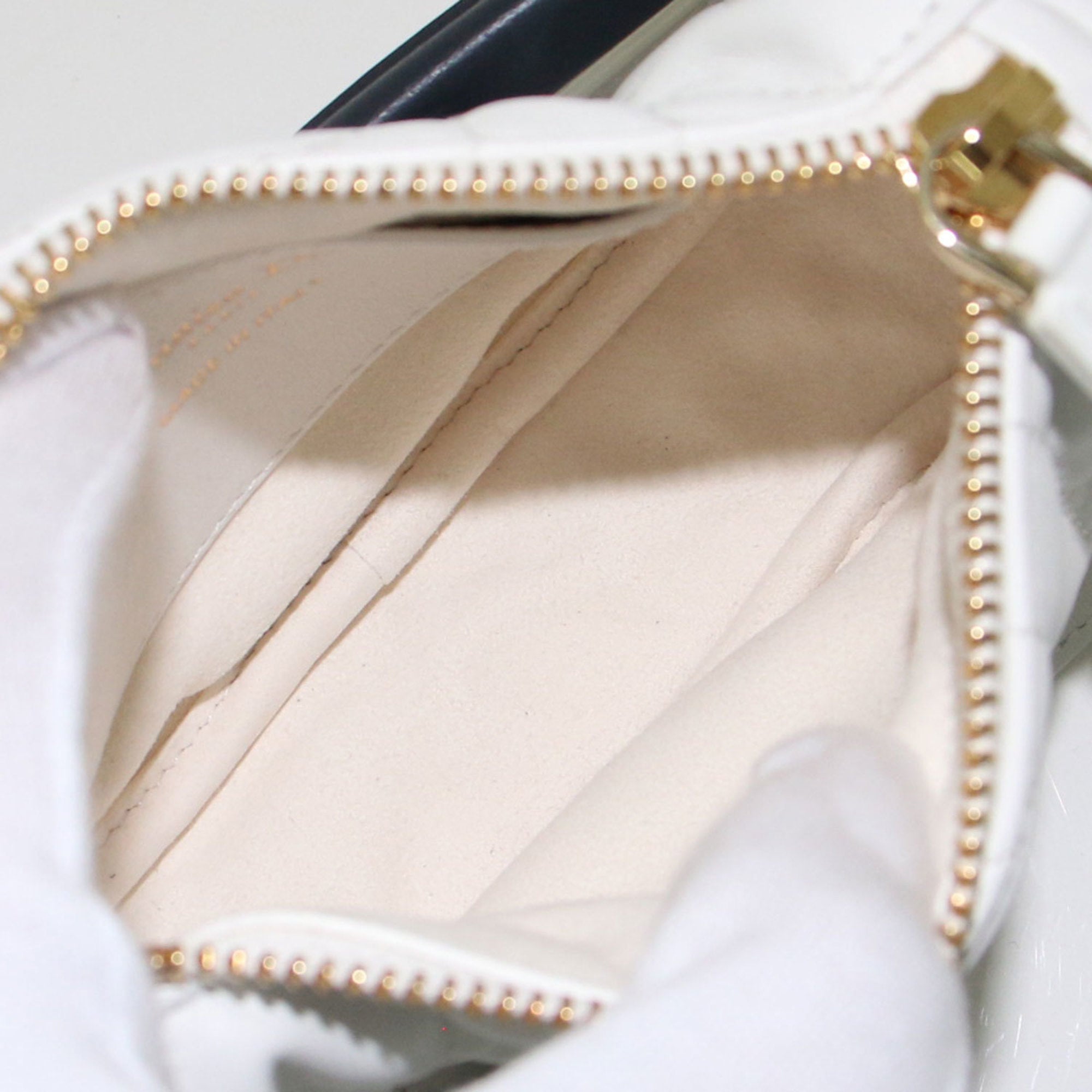 Christian Dior White Leather Handbag Shoulder Bag ()