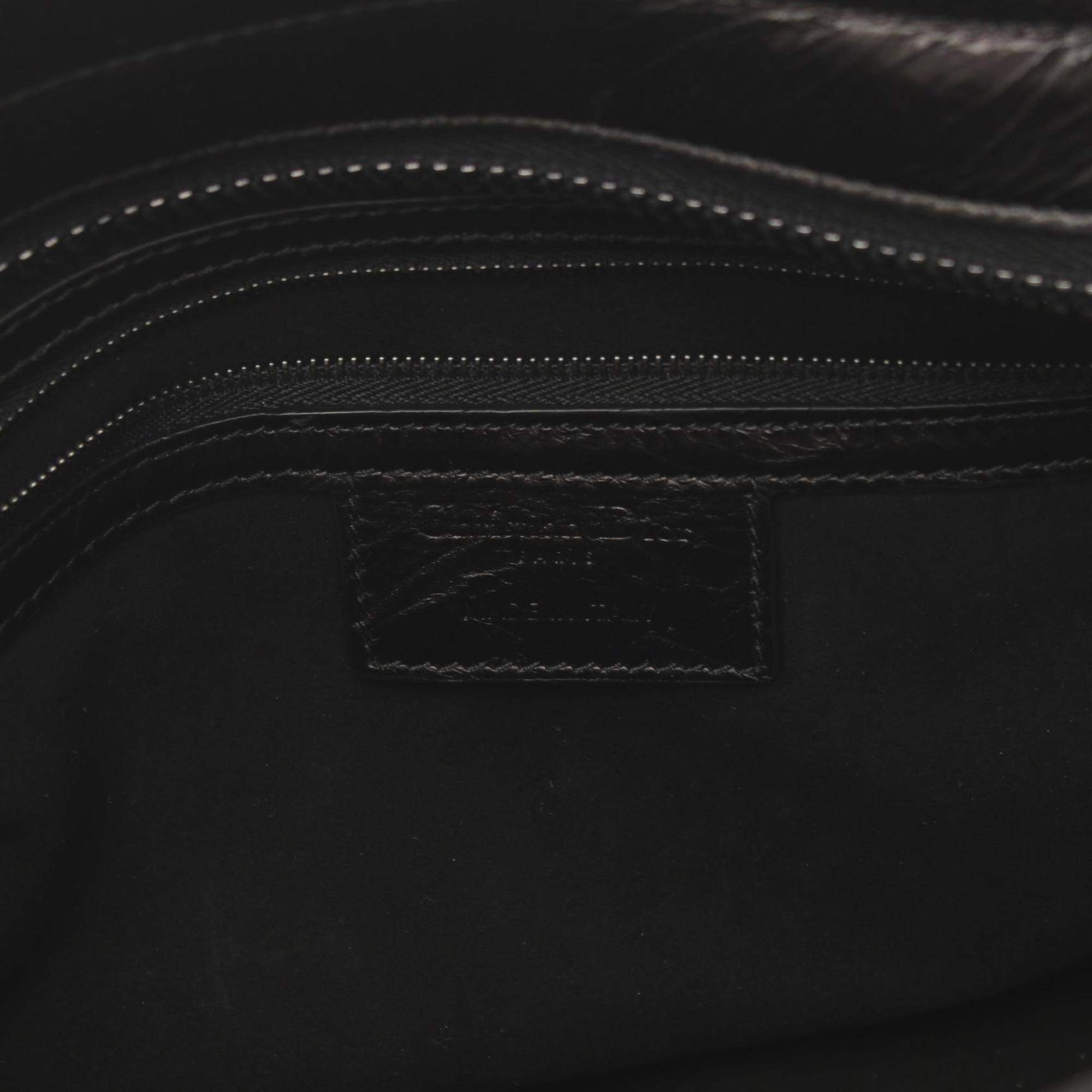 Christian Dior Black Leather Handbag ()