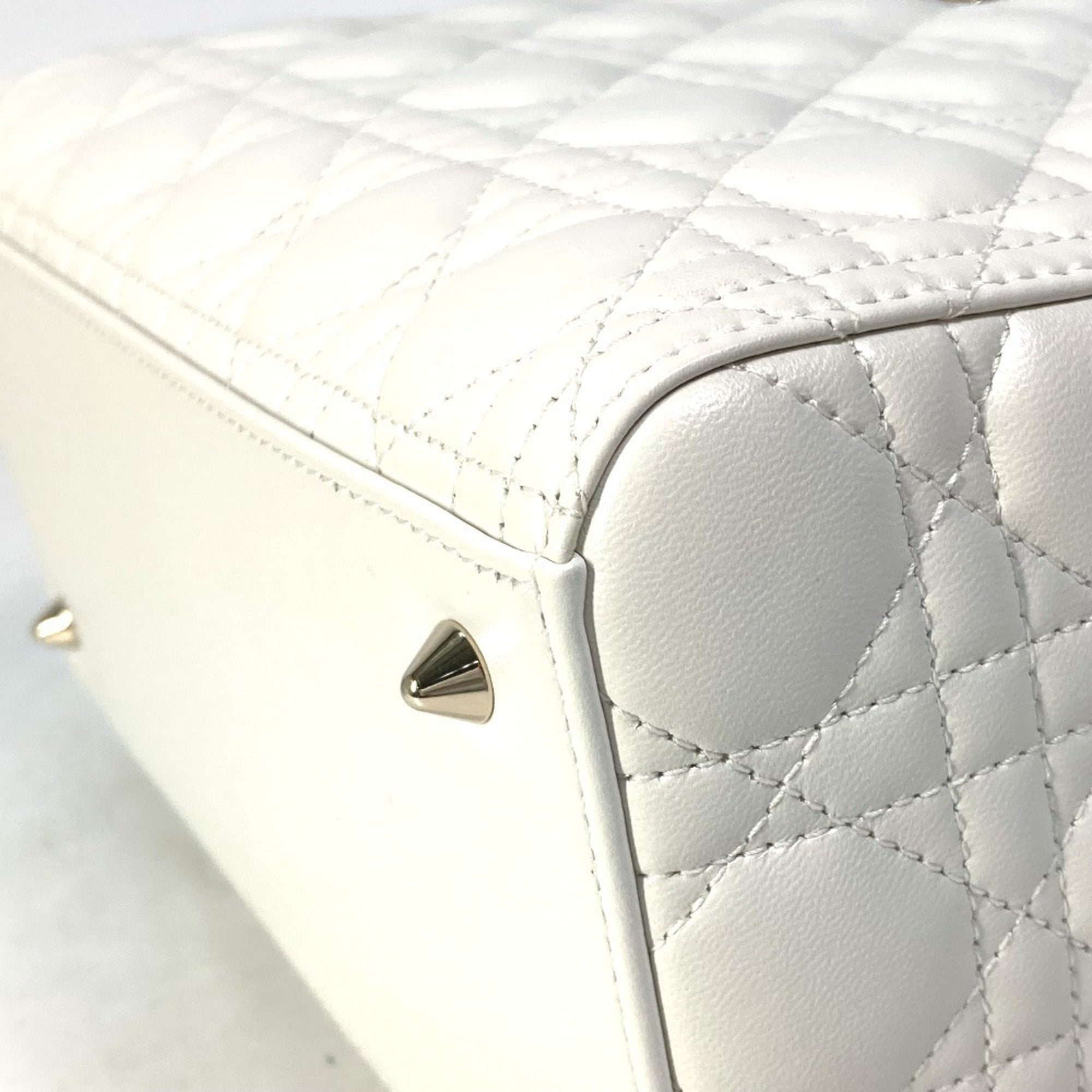 Christian Dior White Leather Handbag Shoulder Bag ()