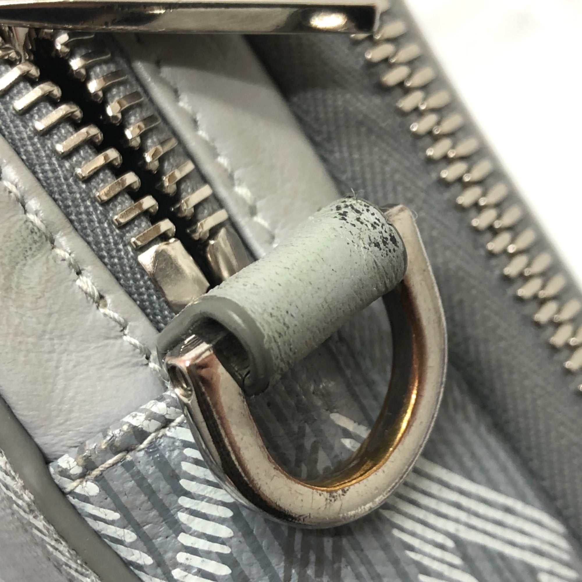 Christian Dior Gray Cloth Shoulder Bag ()