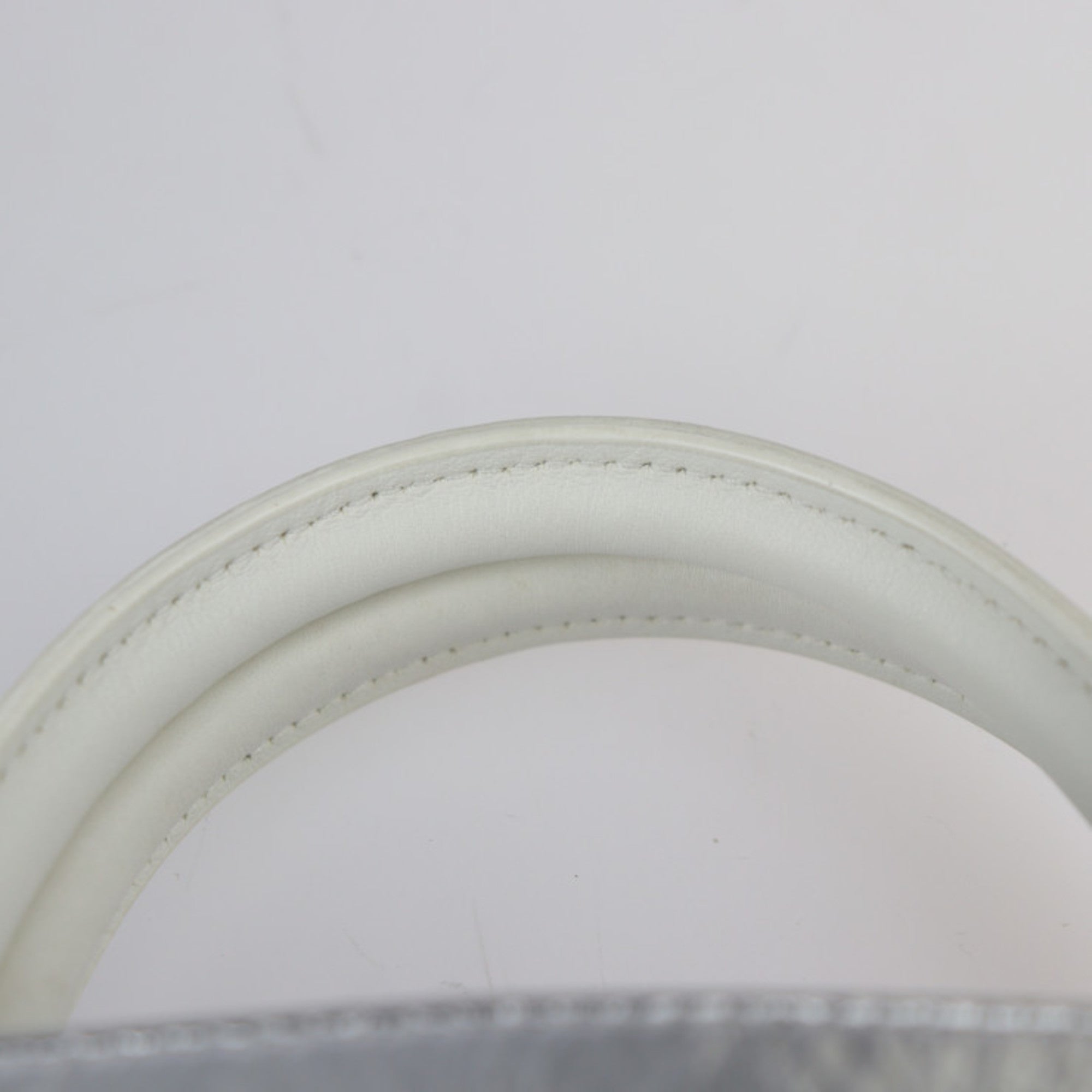 Christian Dior White Leather Handbag Shoulder Bag Tote Bag ()