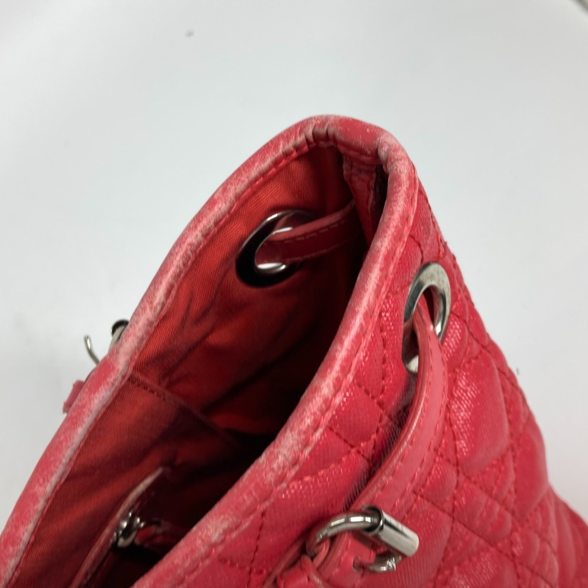 Christian Dior Red Cloth Shoulder Bag ()