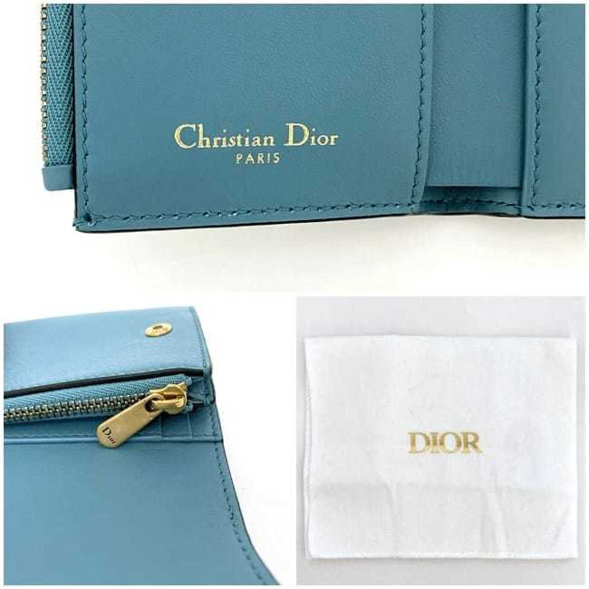 Christian Dior Blue Leather Wallet (Tri-Fold) ()